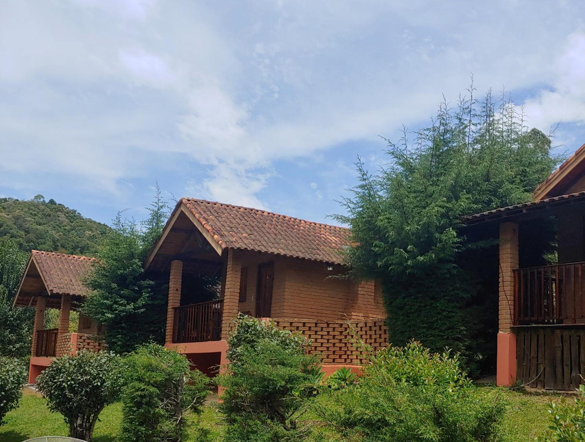 Pousada Recanto Da Vitoria Gonçalves Екстериор снимка